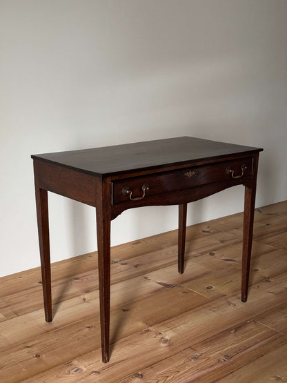 Georgian mahogany console table with drawer