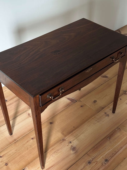 Georgian mahogany console table with drawer