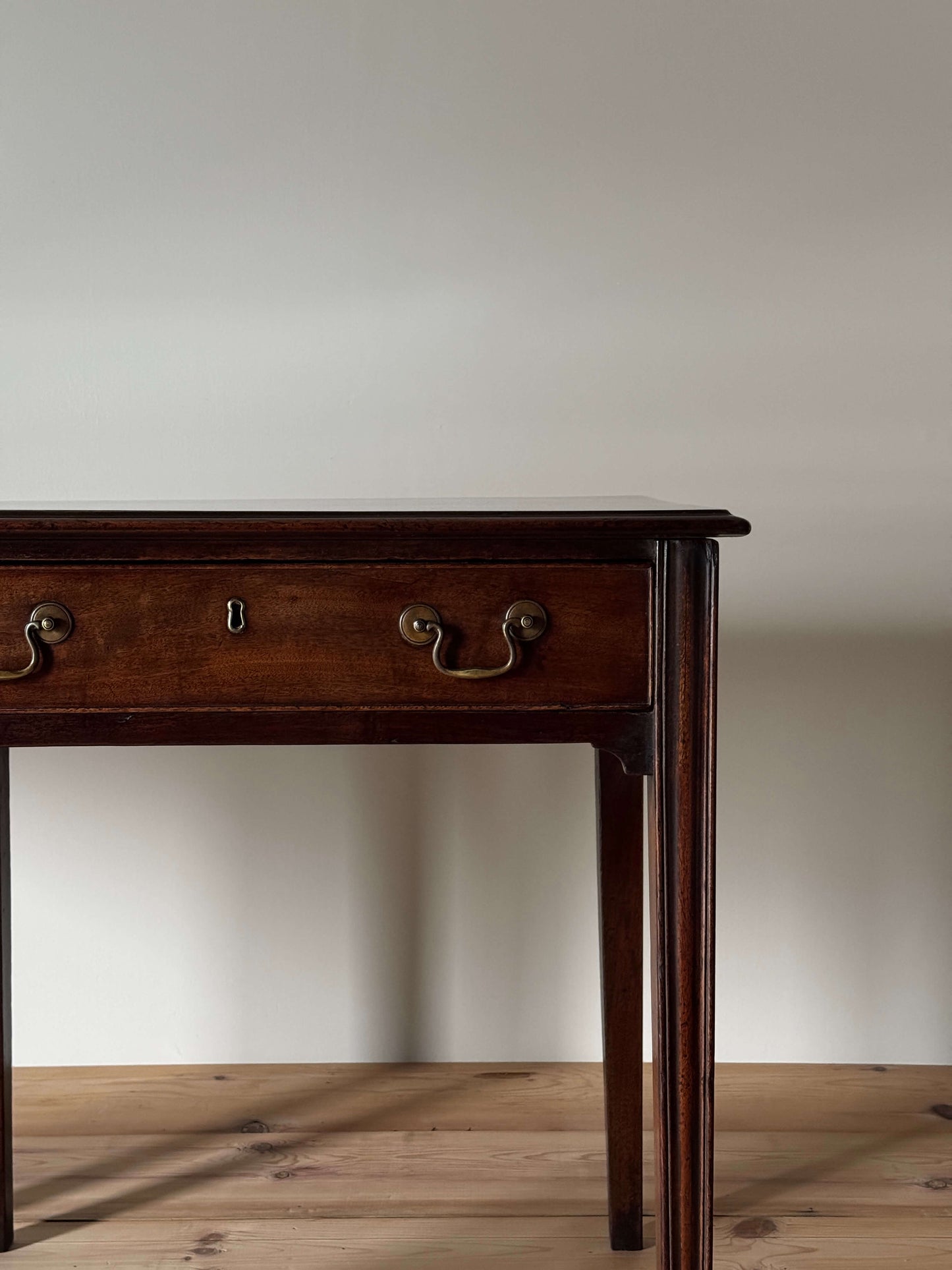 Pair of Georgian mahogany side tables