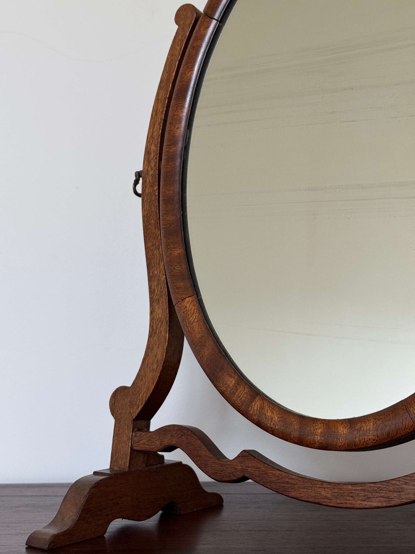 Oval Victorian table-top mirror