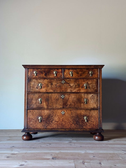 Queen Anne walnut crossbanded chest of drawers