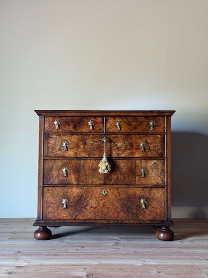 Queen Anne walnut crossbanded chest of drawers