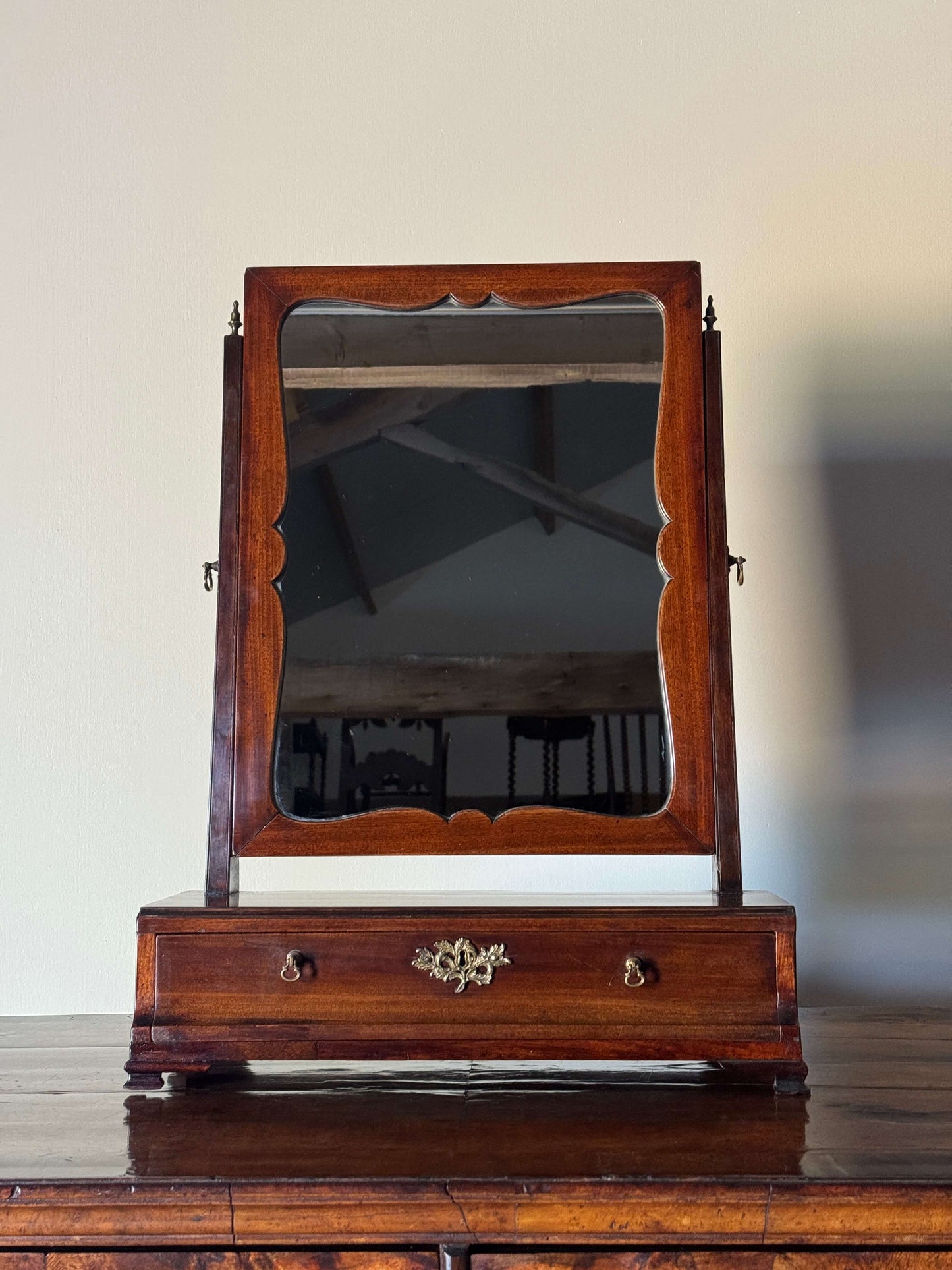 Victorian mahogany table-top mirror