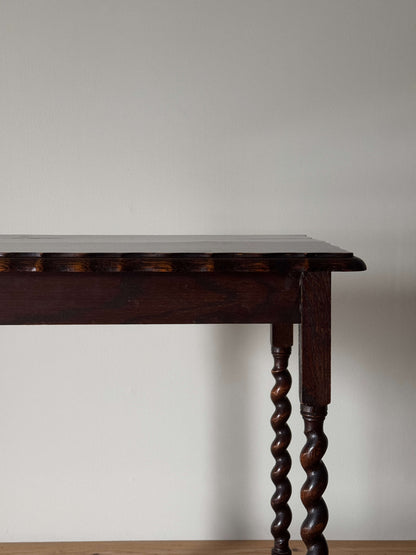 Vintage rectangular barley twist table with scalloped top