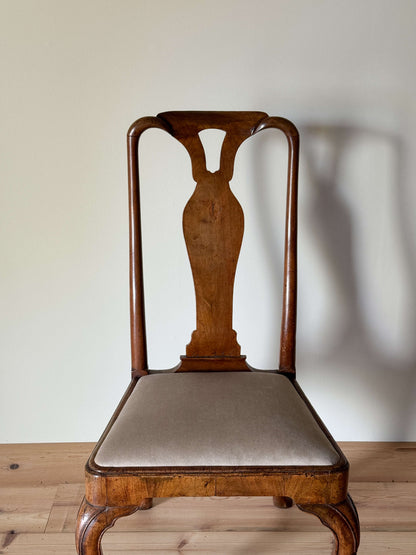 Georgian walnut occasional chair