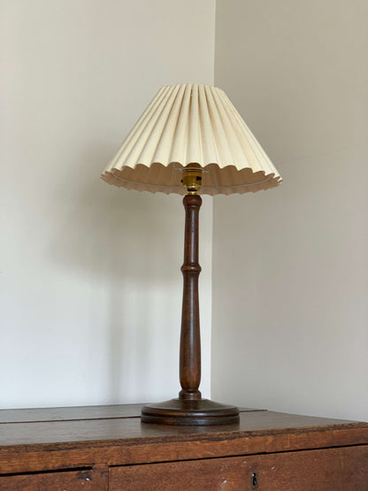 Antique faux bamboo table lamp