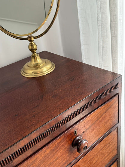 Early Victorian chest of drawers