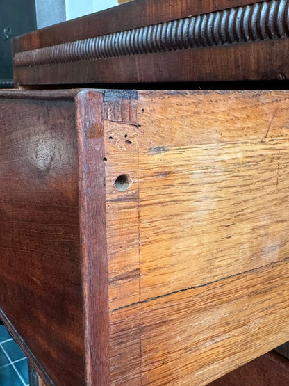 Early Victorian chest of drawers