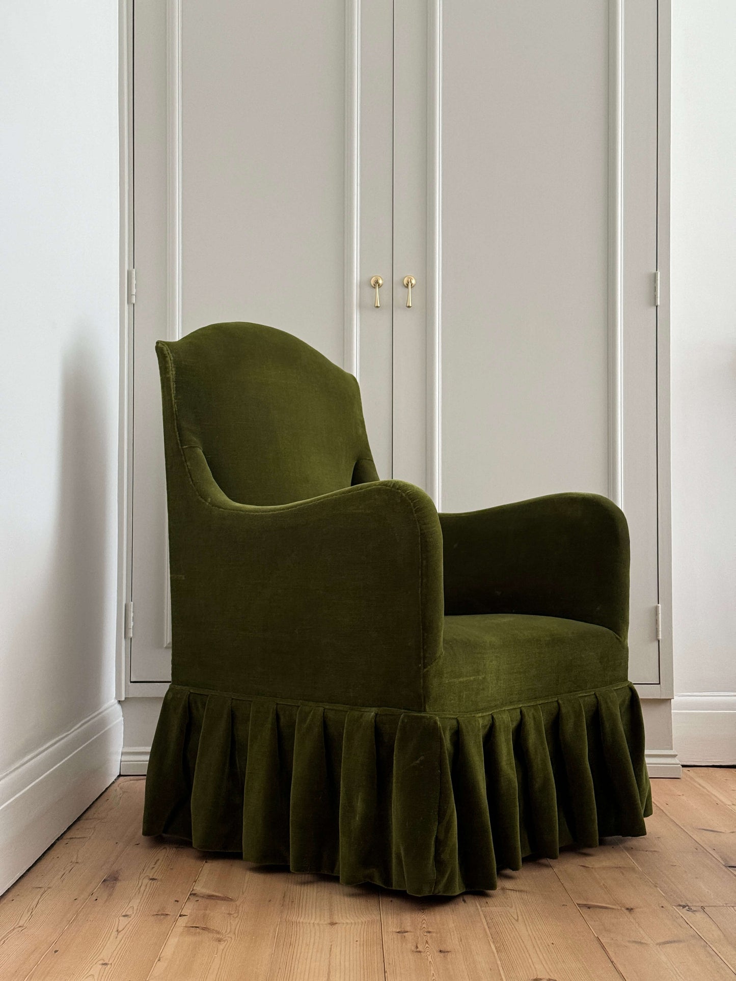 Edwardian velvet armchair with pleated skirt