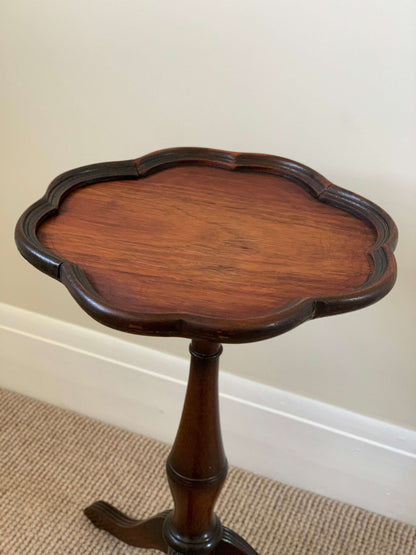 Antique scalloped occasional table on splayed legs